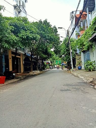 Hình ảnh Bán lô đất cho khách mua xây biệt thự đường Phạm Văn Chiêu. Giá 14 tỷ