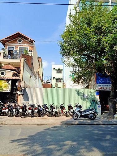 Hình ảnh Lô đất diện tích 10x30m hẻm 496 Dương Quảng hàm, P6. Giá 21,5 tỷ