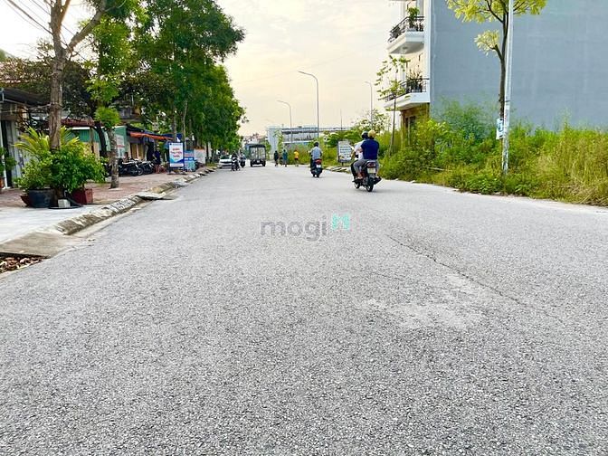 Hình ảnh [GẤP] BÁN ĐẤT gần UBND P.Hùng Vương, đường 41m, 100m2, 3,4 tỷ