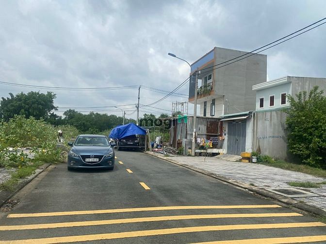 Hình ảnh Đất nền Q9, Full thổ 56m2 đường 13M. Tầm 2 tỷ đã sở hữu. 1 lô duy nhất