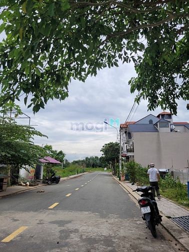 Hình ảnh Sang gấp 6 nền 80m2 đường số 7,Bình Trưng Đông,Quận 2 giá 2tỷ400,sht