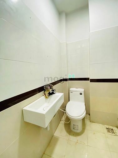 Hình ảnh 1 Phòng Ngủ Ban Công Lớn , Full Nội Thất