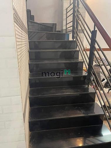 Hình ảnh Bán Nhà Hẻm Sát Giá Hẻm Tân Bình