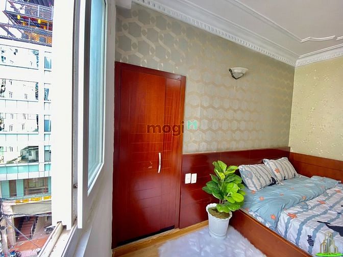 Hình ảnh 1 pn - cửa sổ lớn - có bàn trang điểm