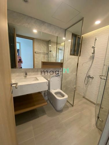Hình ảnh Cho thuê MIDTOWN 2PN + 2WC nội thất dính tường giá 17 triệu