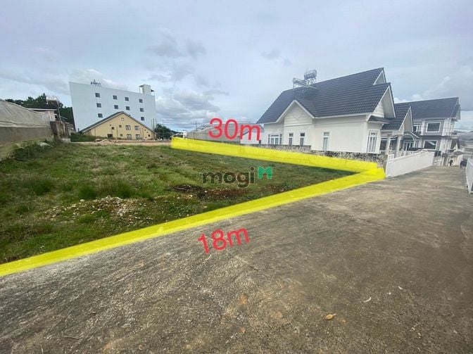 Hình ảnh Bán lô đất khu villa ngô tất tố phường 8 đà lạt