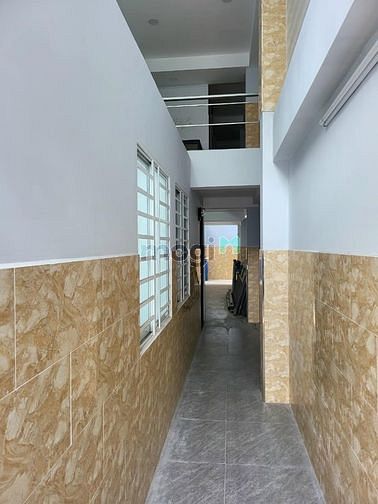 Hình ảnh (SOCK) CHDV Phan Văn Hớn VỊ TRÍ ĐẸP, 10 x 31, 3T, 36 phòng