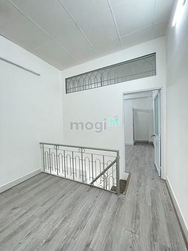 Hình ảnh Nhà phố 1 lầu sát cạnh KCX Tân Thuận, P. TT Đông, Quận 7