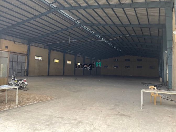 Hình ảnh Cho thuê kho xưởng 1000m2 đường Ao Đôi, Bình Trị Đông A, Quận Bình Tân