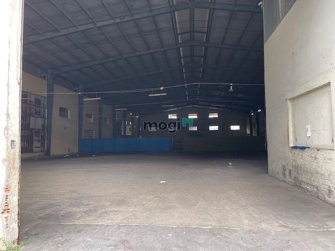Hình ảnh Cho thuê kho xưởng 1000m2 đường Ao Đôi, Bình Trị Đông A, Quận Bình Tân