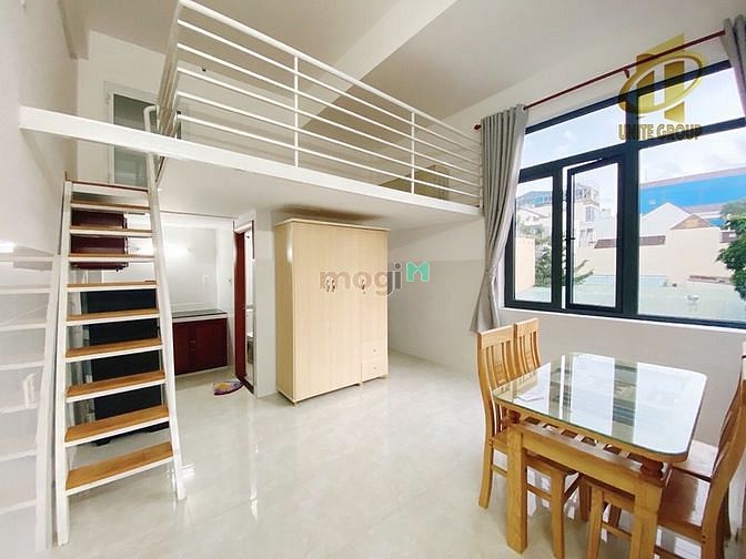 Hình ảnh Duplex gác cao, nhiều cửa sổ, thoáng mát, gần LOTTE Q7