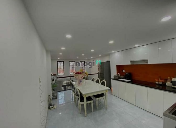 Hình ảnh CỰC HOT Lê Thánh Tôn, Q1, 48m2, 3PN, 3 NVS, 2tỷ350