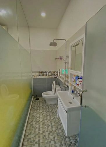 Hình ảnh CỰC HOT Lê Thánh Tôn, Q1, 48m2, 3PN, 3 NVS, 2tỷ350
