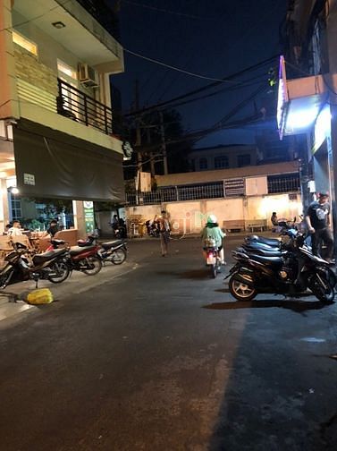 Hình ảnh Cần bán nhà Hoàng văn thụ .1trêt 6tầng.thang máy