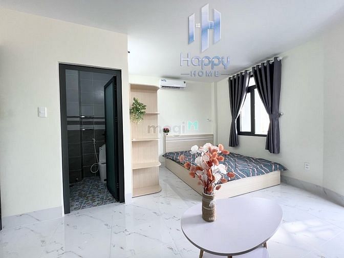 Hình ảnh Phòng mới ban công to ,nội thất đẹp quá khách ơi
