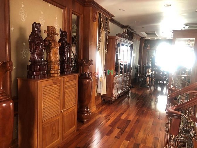 Hình ảnh Biệt thự gỗ ngay cổng Sân bay, Tân Bình. Chỉ 27 tỷ TL.