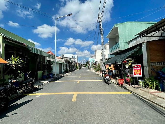 Hình ảnh nhà cho thuê mặt tiền lái thiêu 22-