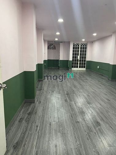 Hình ảnh Cho thuê nhà mặt tiền  P. Tân Định, Quận 1