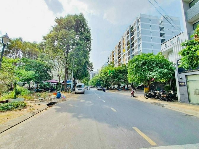 Hình ảnh Bán đất MT đường D2 Man Thiện , P. Tăng nhơn phú A , Quận 9 . DT:120m2