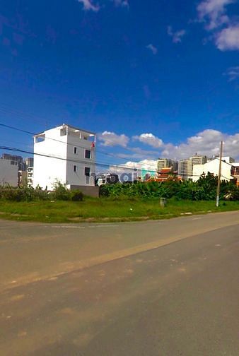 Hình ảnh Bán đất Q9 DT 90m2 giá 1.75Tỷ gần Vinhomes Grand Park Long Bình. Có Sổ