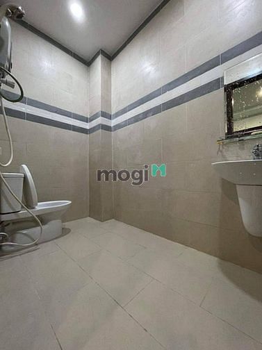 Hình ảnh Quận 7 - Không Quy Hoạch - Hoàn Công Đủ - 53M - Chỉ 4Tỷ9.