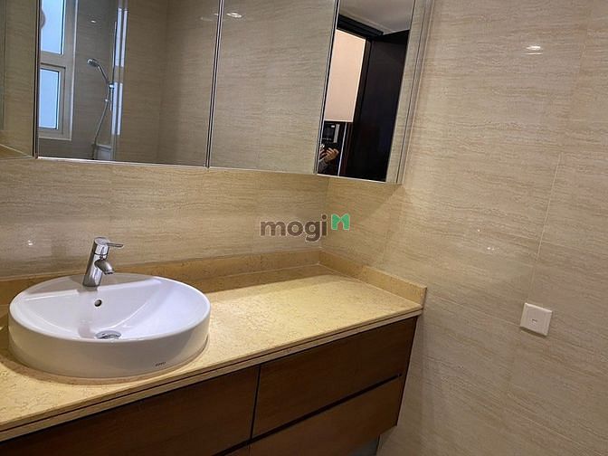 Hình ảnh Thuê ngay căn góc 3PN Saigon Pearl 136m2. Chỉ 28 triệu bao phí quản lý