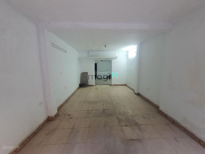 Hình ảnh Cho thuê nhà mặt phố Phương Mai - Đống Đa