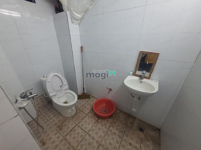 Hình ảnh Cho thuê nhà mặt phố Phương Mai - Đống Đa
