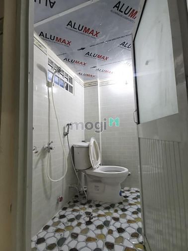 Hình ảnh Phòng Gác lửng Mới 100%_ Gần ngay CV Phần Mềm Quang Trung