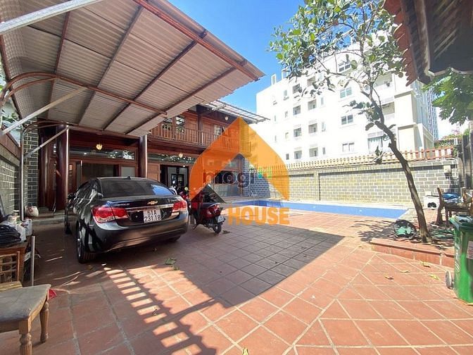 Hình ảnh Chỉ 84 triệu Villa gỗ Thảo Điền 400m2 hồ bơi