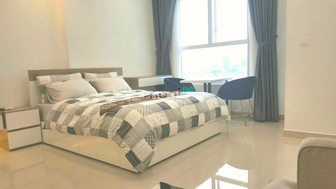 Hình ảnh Bán OT Sunrise CityView Quận 7. Giá 2 tỷ bao full phí. Full nội thất