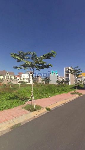 Hình ảnh Bán Nhanh Lô Đất DT 105m2 Giá 1.9Tỷ. Nguyễn Thị Định Cát Lái Q2. Có Sổ