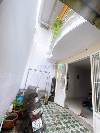 Hình ảnh ĐỊNH CƯ bán gấp nhà TT Q7 DT khủng 84M2 chỉ 5.8TỶ