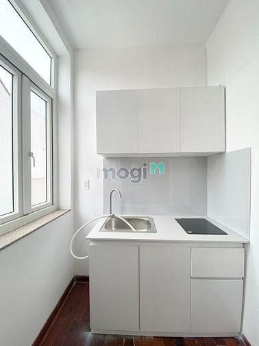 Hình ảnh CHDV 35m2 Còn Trống 1 Phòng Thảo Điền