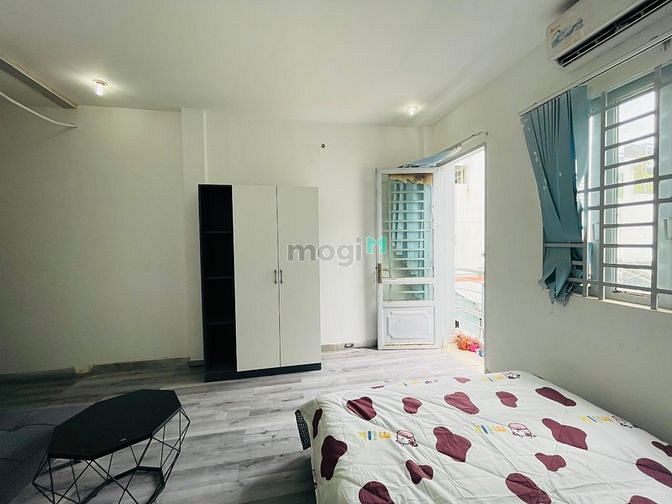 Hình ảnh Studio mới xây ban công to chà bá gần ĐH Luật, NTT Q4