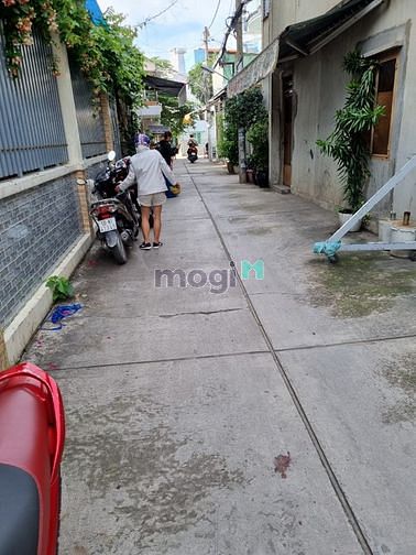 Hình ảnh Chỉ 2.2 tỷ có nhà 2 tầng, 28m2, hẻm 5m, Phan Anh, Bình Tân.