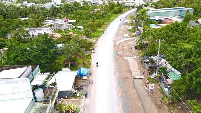 Hình ảnh Bán 1100m2 mặt tiền đường Hoàng Quốc Việt giá 32 Tỷ
