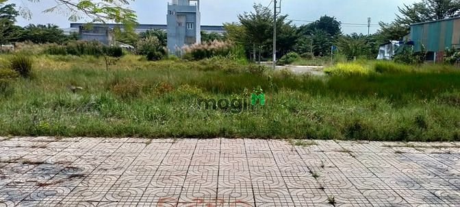 Hình ảnh Em chính chủ cần bán lô đất full thổ, view hồ sen, đường nhựa 14M