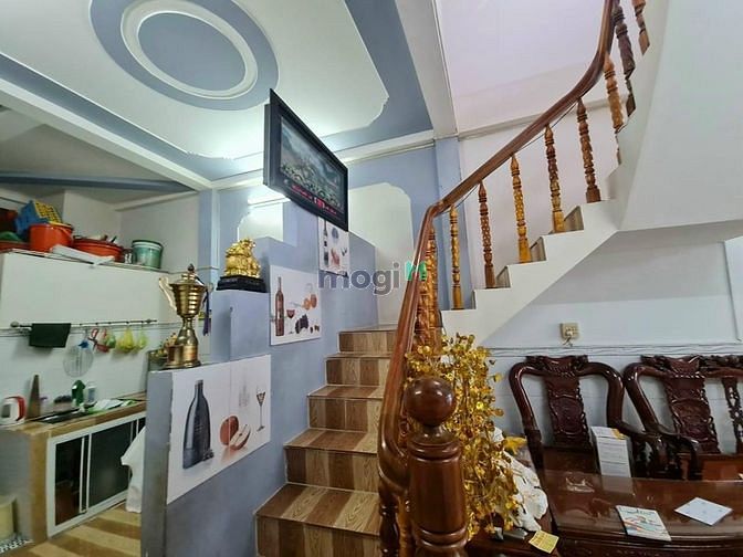 Hình ảnh Bán Nhà Lê Trọng Tấn 42m2 Giá 1,86T
