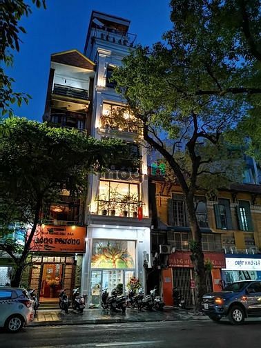 Hình ảnh Cho thuê nhà 9 tầng mặt phố Lê Văn Hưu