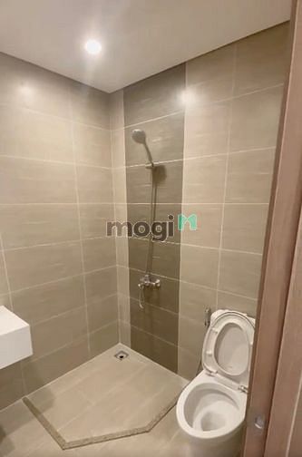Hình ảnh Căn 2PN - Giường Bếp Rèm Tủ Tủ Lạnh - Căn Thật