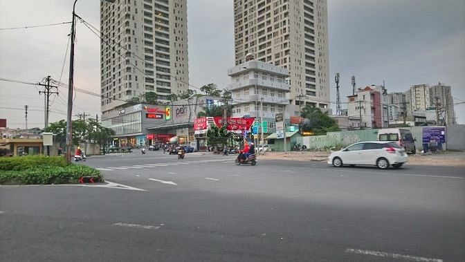 Hình ảnh Nền đất siêu đẹp 98m2, Giá 1Tỷ 890 tại Quốc Hương, Thảo Điền, Quận 2