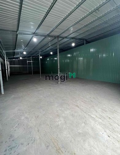 Hình ảnh Kho 350m2 Đường CÔNG Lê Trọng Tấn