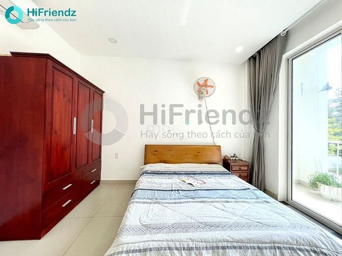 Hình ảnh Còn 1 Phòng Ban Công Trống Sẵn