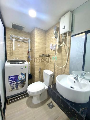 Hình ảnh Căn Hộ Cao Cấp Ban Công Máy Giặt Riêng Gần chợ Hồ Thị Kỷ - Trần Phú Q5