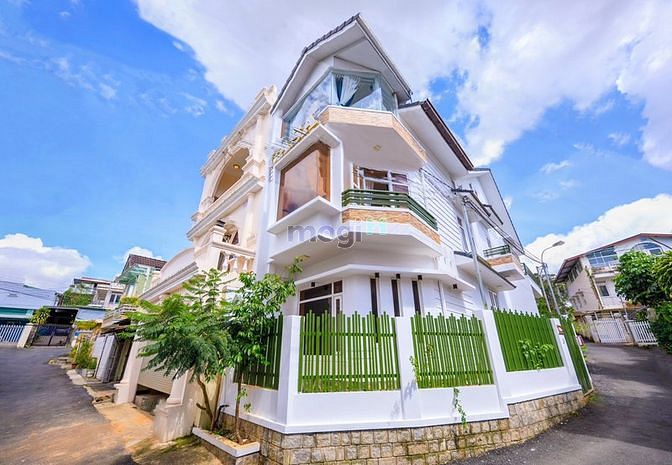 Hình ảnh Villa đà lạt view địa chỉ độc đắc hồ xuân hương đang hoạt động luôn