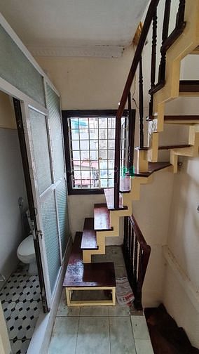 Hình ảnh Cho thuê nhà nguyên căn mặt phố Hoàng Hoa Thám