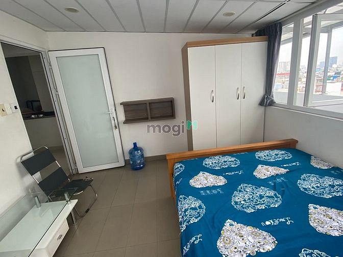 Hình ảnh Studio, đủ nội thất, tầng cao, view kính_sân thượng, bếp riêng_Q4