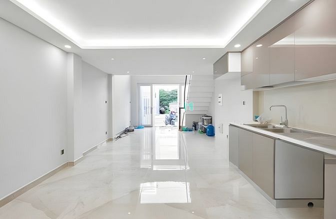 Hình ảnh 5 tầng hxh10m phan văn trị đối diện emart 4x18m