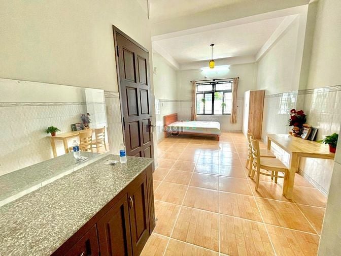 Hình ảnh Căn Hộ FULL NT_Ban Công_ ngay Chợ Tân Hương